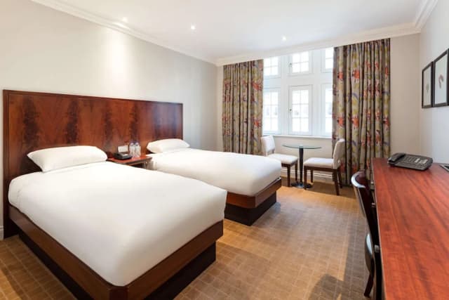 Radisson Blu Hotel, London Euston Square-Standard Room-2