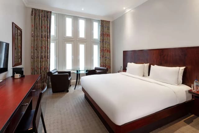 Radisson Blu Hotel, London Euston Square-Premium Room-1