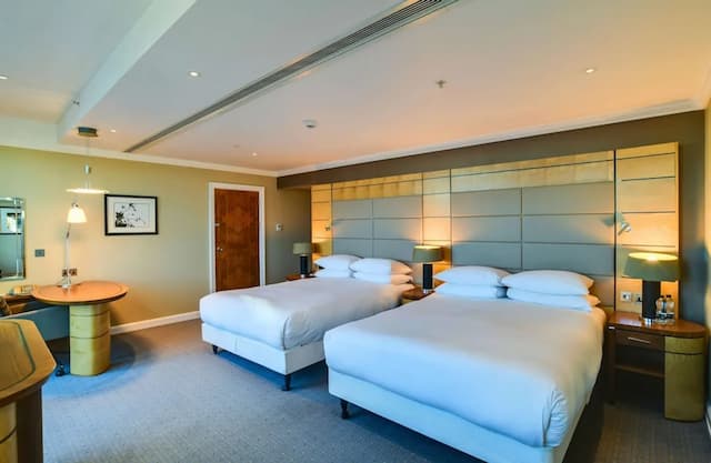 Hilton London Paddington-Terrace Family Suite, 2 Double Beds, Terrace-3