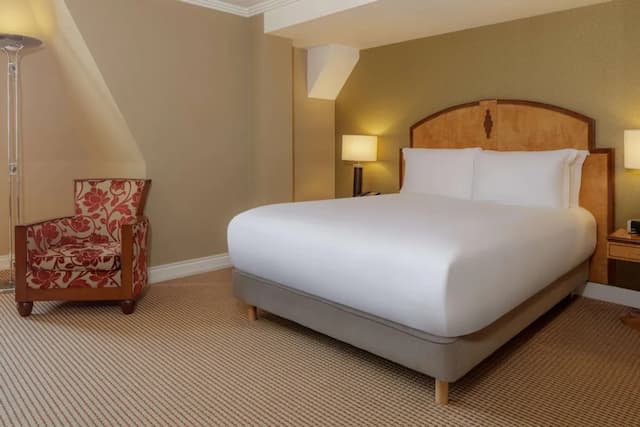 Hilton London Paddington-Standard Room, 1 Double Bed-6
