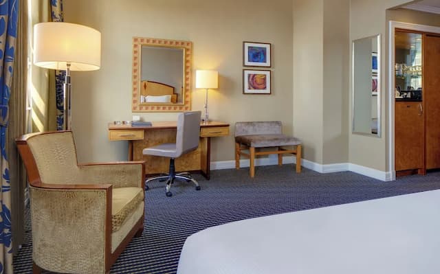 Hilton London Paddington-Deluxe Room, 1 Double Bed-6