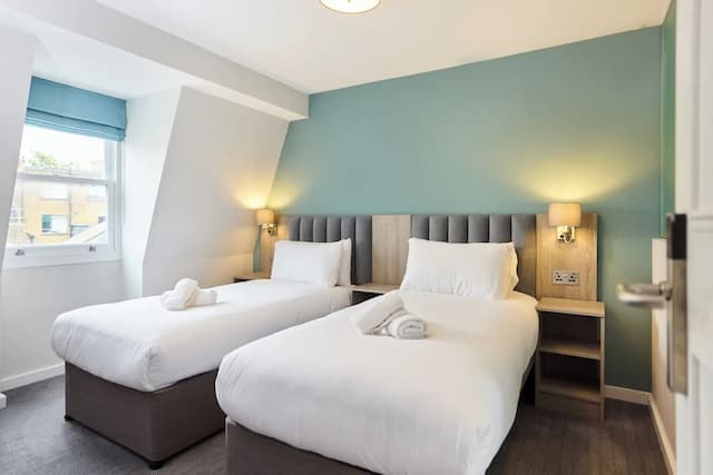 프린스 윌리엄 호텔-트윈룸-1