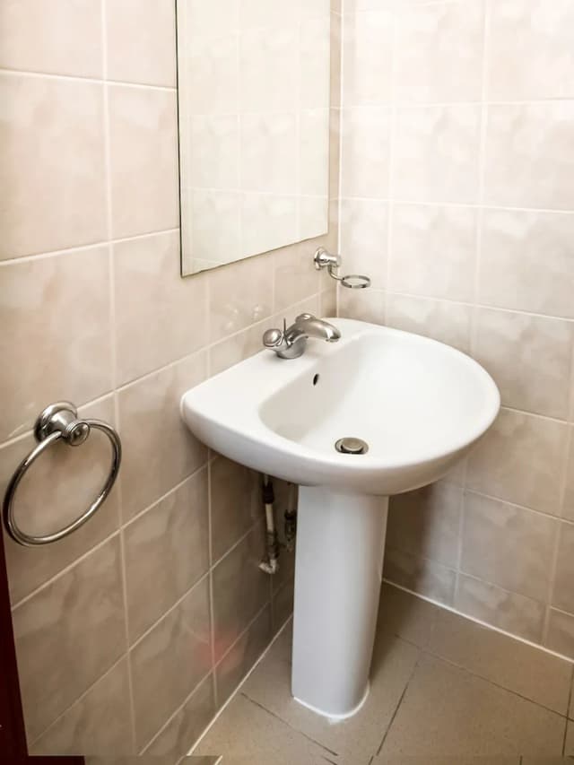 세인트 조지 호텔-스탠다드 쿼드룸-14