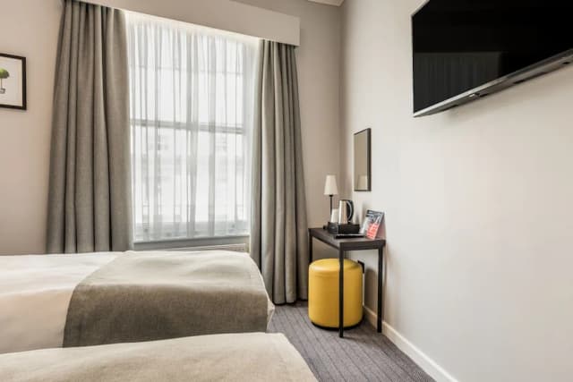 王子廣場酒店-雙床房-5