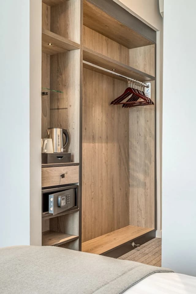 王子廣場酒店-Standard Double Room-14