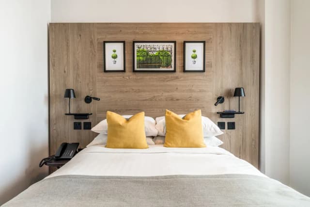 王子廣場酒店-Standard Double Room-6