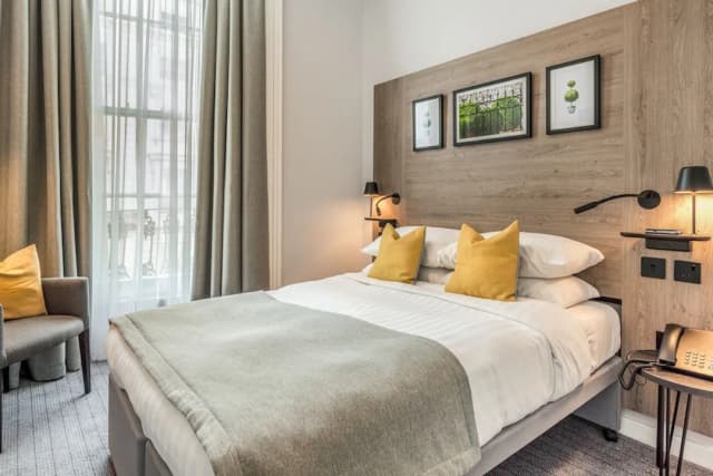 王子廣場酒店-Standard Double Room-3