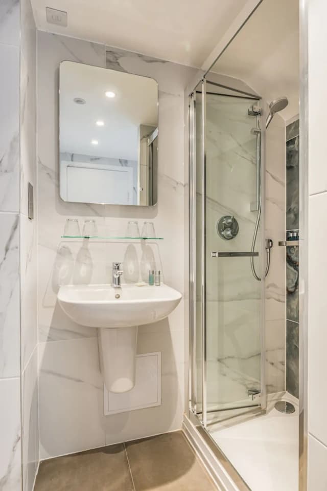 王子廣場酒店-四人房-11