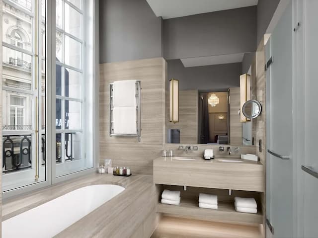 The Trafalgar St. James London, Curio Collection by Hilton-Suite (Landseer)-4