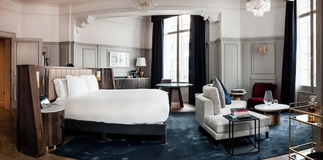 The Trafalgar St. James London, Curio Collection by Hilton-Suite (Landseer)-7