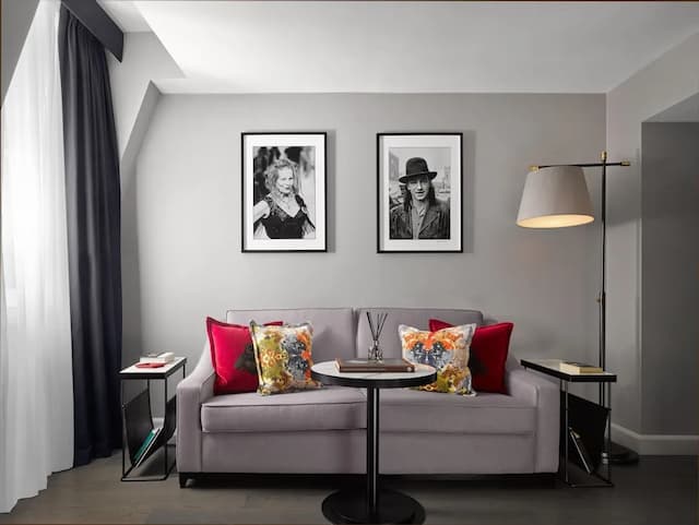 The Trafalgar St. James London, Curio Collection by Hilton-Suite (Railton)-5