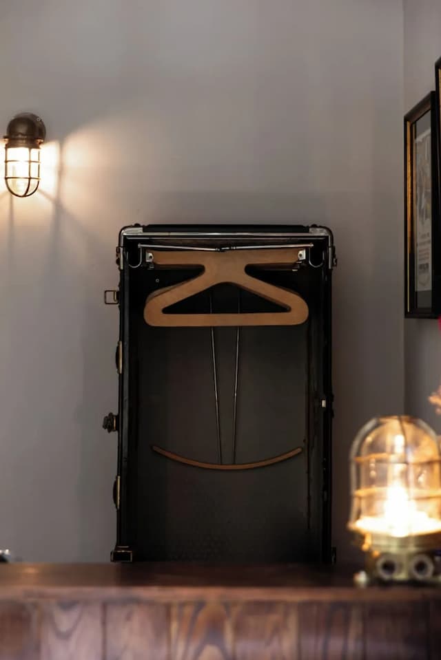 ザ パイロット-キャビン (Captain)-4