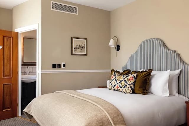 The Drayton Court Hotel-Double Room-10