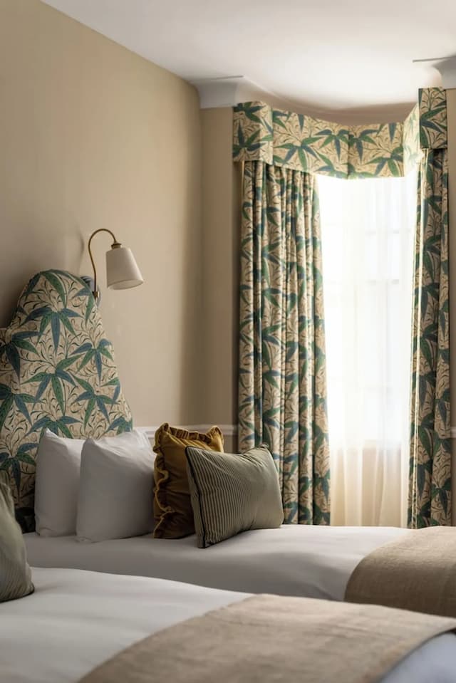 The Drayton Court Hotel-Luxury Double or Twin Room-2