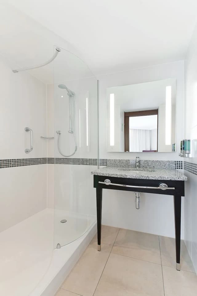 倫敦滑鐵盧希爾頓恒庭飯店-客房, 1 張加大雙人床-7