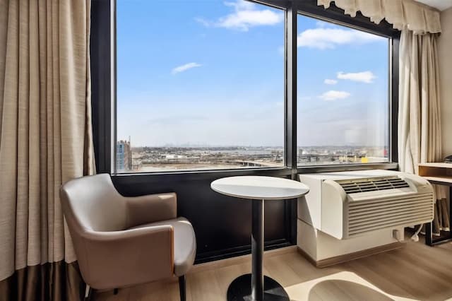 法拉盛皇后溫德姆華美達飯店-客房, 2 張標準雙人床, 非吸煙房-10