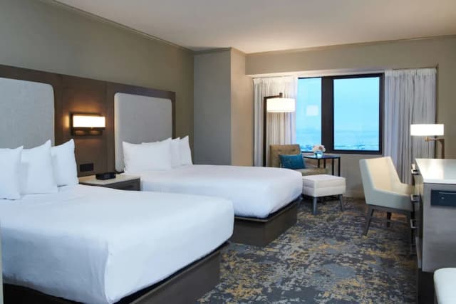 安克拉治希爾頓飯店-豪華客房, 2 張標準雙人床-1