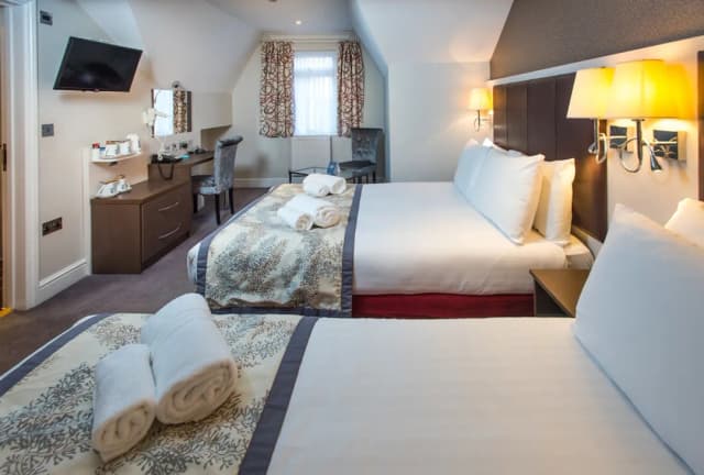 Best Western Chiswick Palace & Suites-Standard Room, Multiple Beds, Non Smoking-4