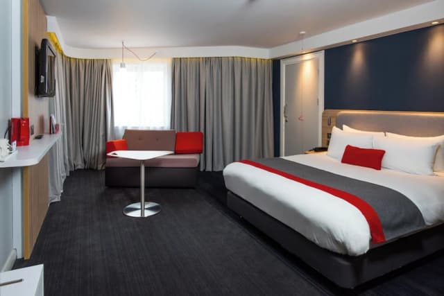 Holiday Inn Express London Hammersmith by IHG-客房, 1 张双人床, 无障碍 (with Free Hot Breakfast)-9