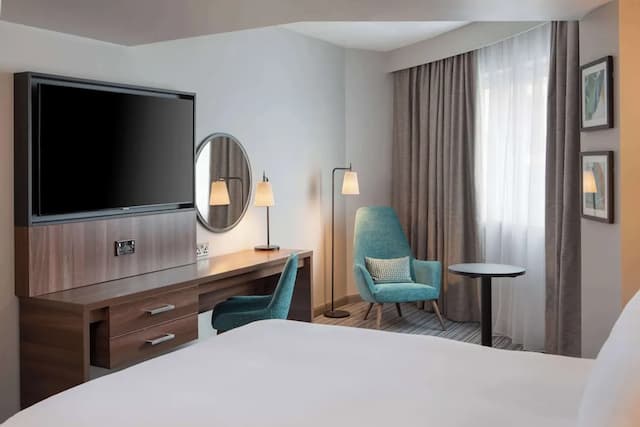 DoubleTree by Hilton London - Chelsea-Room, 1 Queen Bed-3