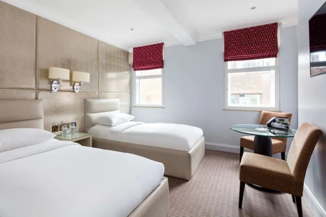 Radisson Blu Hotel, London Mercer Street-Superior Room-1