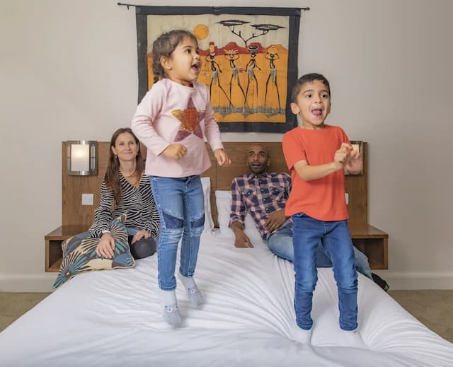 チェシントン リゾート ホテル-Safari Double Room with Bunk Beds & Wanyama view-5