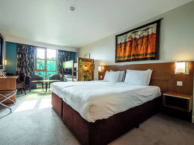 チェシントン リゾート ホテル-Safari Twin room with bunk beds& Wanyama View-5