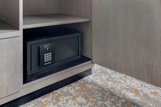 芝加哥米德韋機場萬豪飯店-客房, 1 張特大雙人床-1