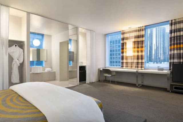 德爾菲飯店-豪華客房, 1 張特大雙人床-1