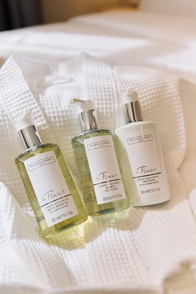 블랜포드 호텔-트윈룸-11