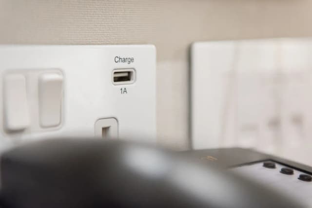 블랜포드 호텔-트윈룸-4