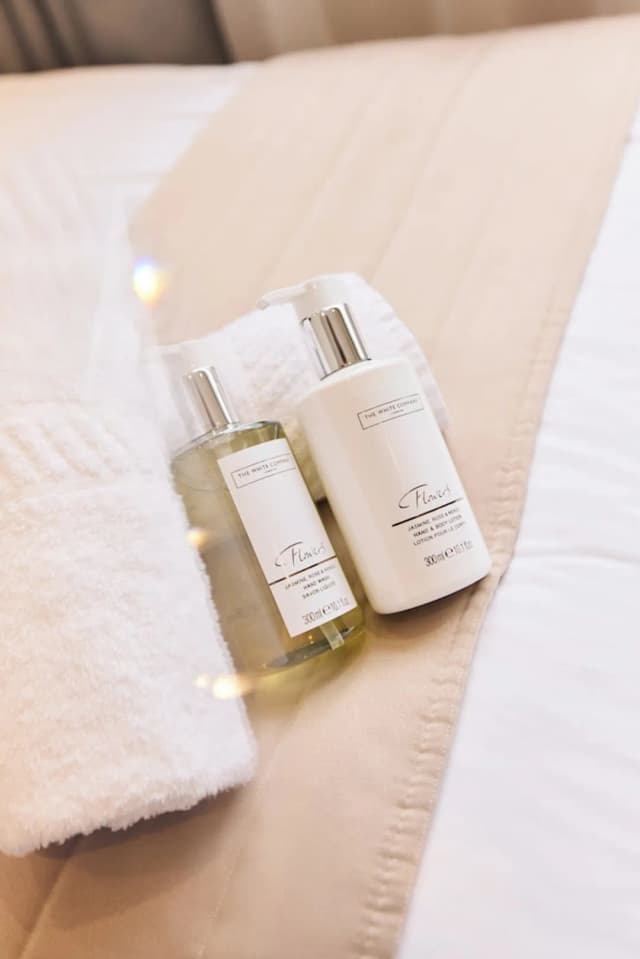 블랜포드 호텔-트윈룸-10