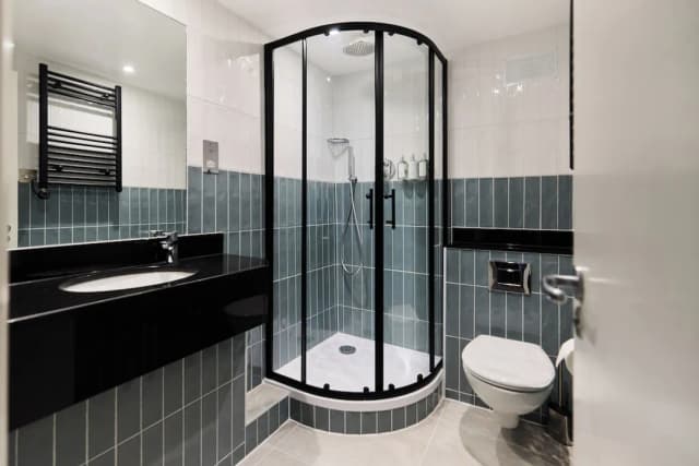 블랜포드 호텔-트윈룸-8