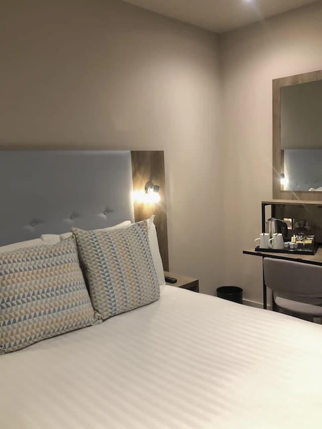 Euston Square Hotel-标准单人房 (Without Window)-4