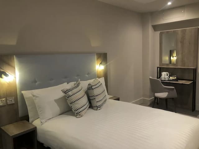 Euston Square Hotel-标准单人房 (Without Window)-1