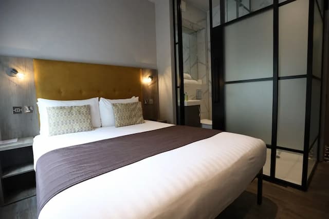 Euston Square Hotel-标准双人房-1