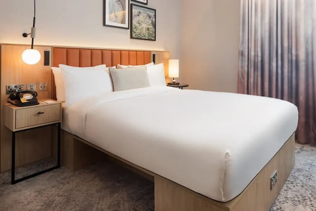 布魯姆斯伯里大使飯店-標準雙人房-1