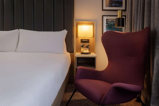 DoubleTree by Hilton London Angel Kings Cross-Executive Room, 1 King Bed-6