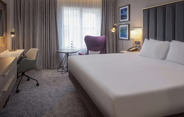 DoubleTree by Hilton London Angel Kings Cross-Executive Room, 1 King Bed-2