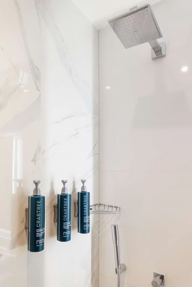 DoubleTree by Hilton London Angel Kings Cross-Executive Room, 1 King Bed-11