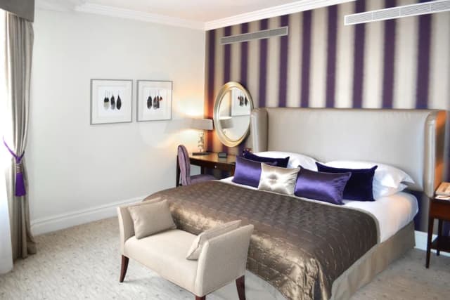 Taj 51 Buckingham Gate, Suites and Residences-Deluxe Suite, 1 Bedroom (Minsters)-2