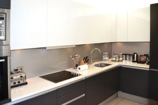 Taj 51 Buckingham Gate, Suites and Residences-Deluxe Suite, 1 Bedroom (Minsters)-4