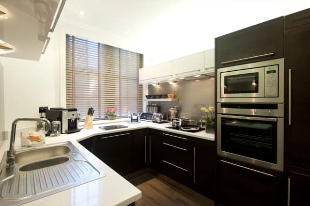 Taj 51 Buckingham Gate, Suites and Residences-Deluxe Suite, 1 Bedroom (Minsters)-3