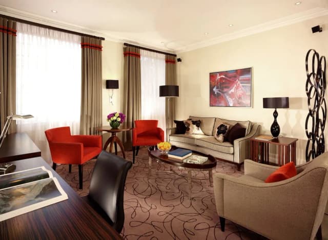 Taj 51 Buckingham Gate, Suites and Residences-Deluxe Suite, 1 Bedroom (Minsters)-5
