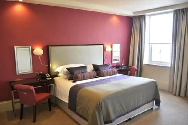 Taj 51 Buckingham Gate, Suites and Residences-Deluxe Suite, 1 Bedroom (Kings)-2