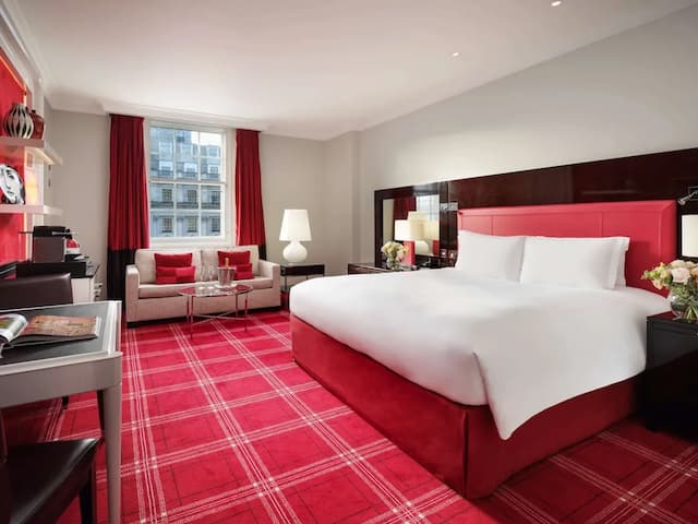 Sofitel London St James-小型套房, 1 张特大床 (Lounge Space, Waterloo Place View)-1