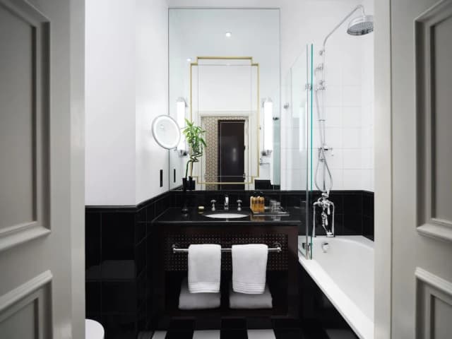 Sofitel London St James-Luxury Room, 1 King Bed-5