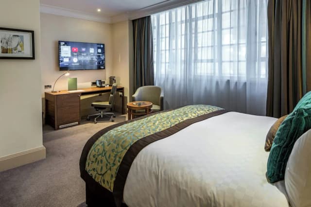 The Marble Arch Hotel, by Thistle-Standard Double Room-9
