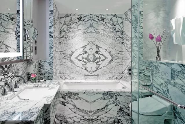 London Marriott Hotel Park Lane-Premier Suite, 1 King Bed with Sofa bed-5