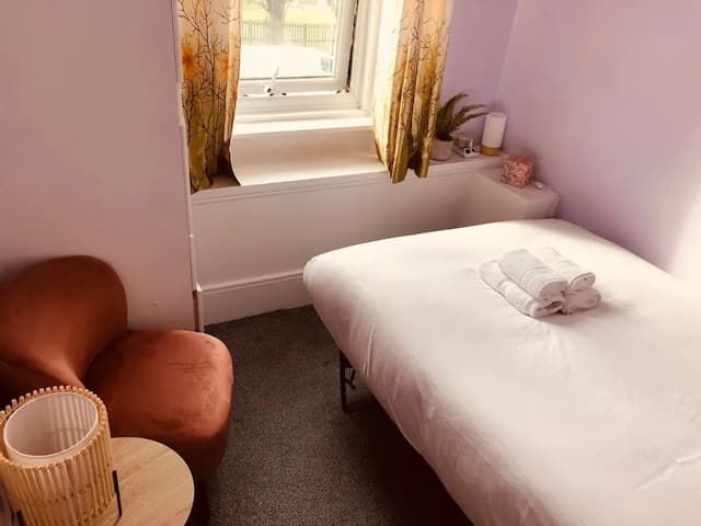 유나이티드 로지 호텔 & 아파트먼트-Cozy Double Room (Shared Bathroom)-2